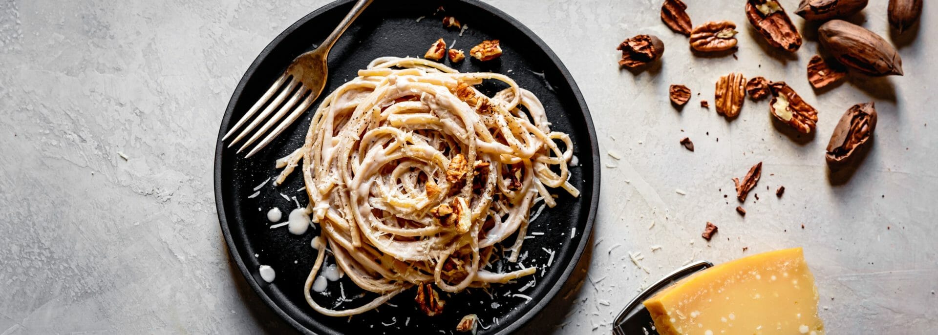 Linguine with Cauliflower Pecan Alfredo