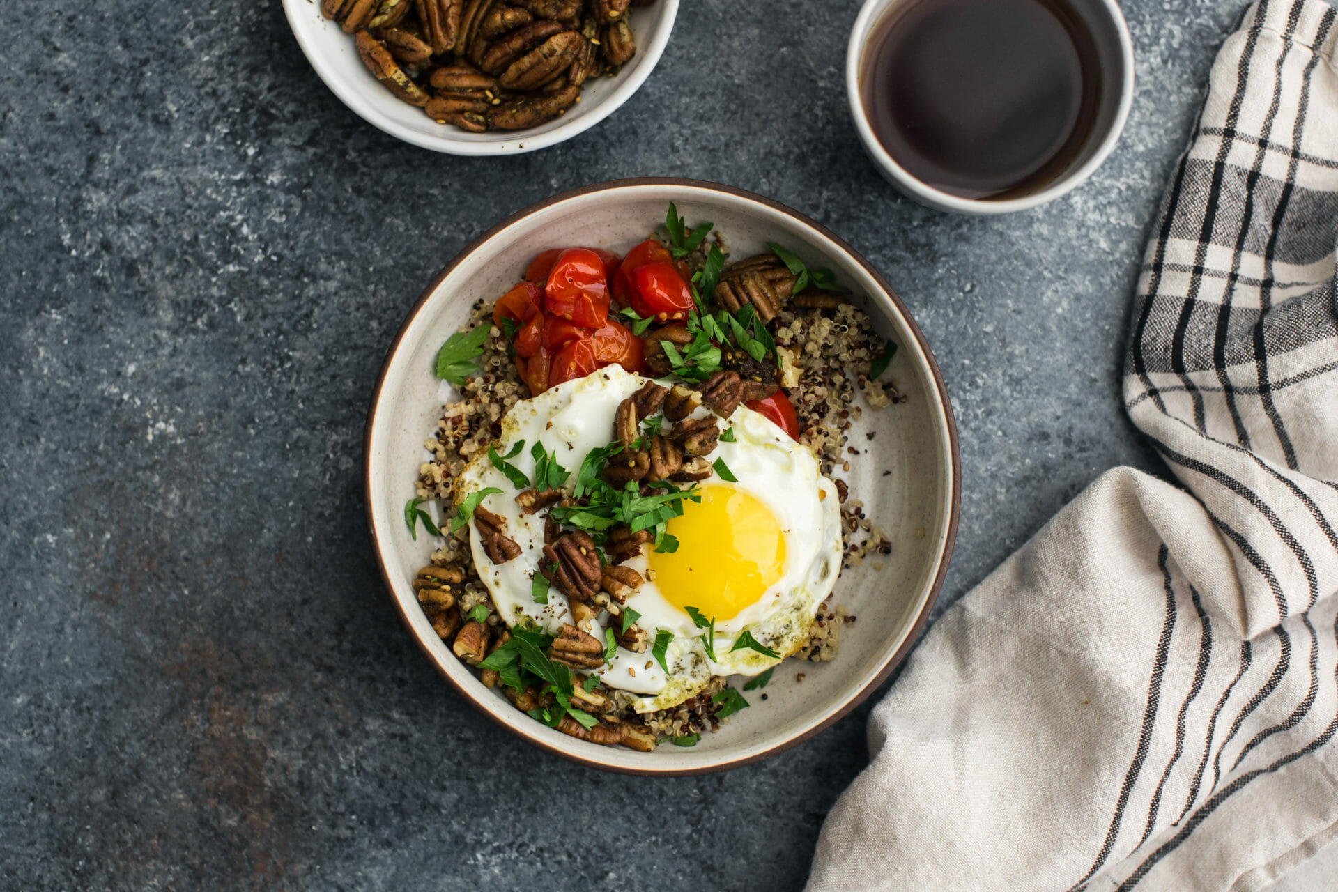 Za’atar Spiced Pecans and Quinoa Veggie Bowl