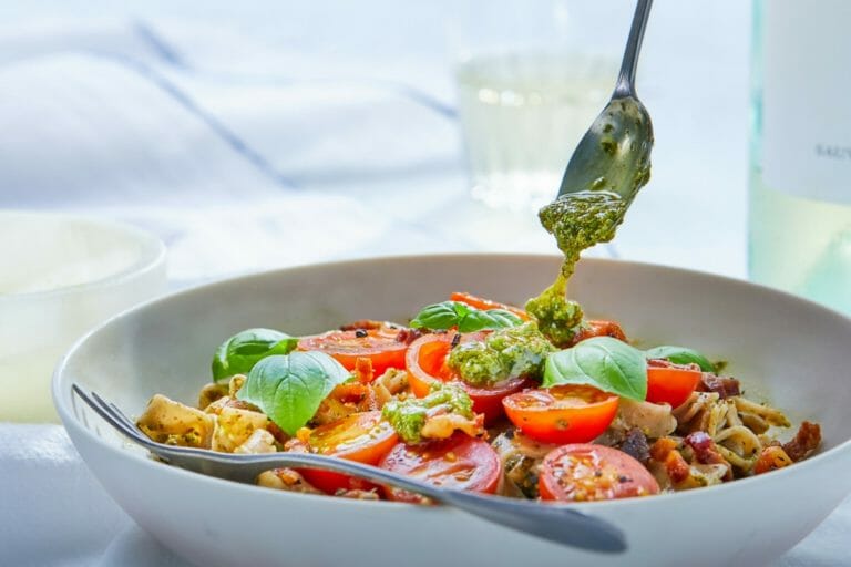 Pecan Pasta with Pesto and Bacon | American Pecan Promotion Board