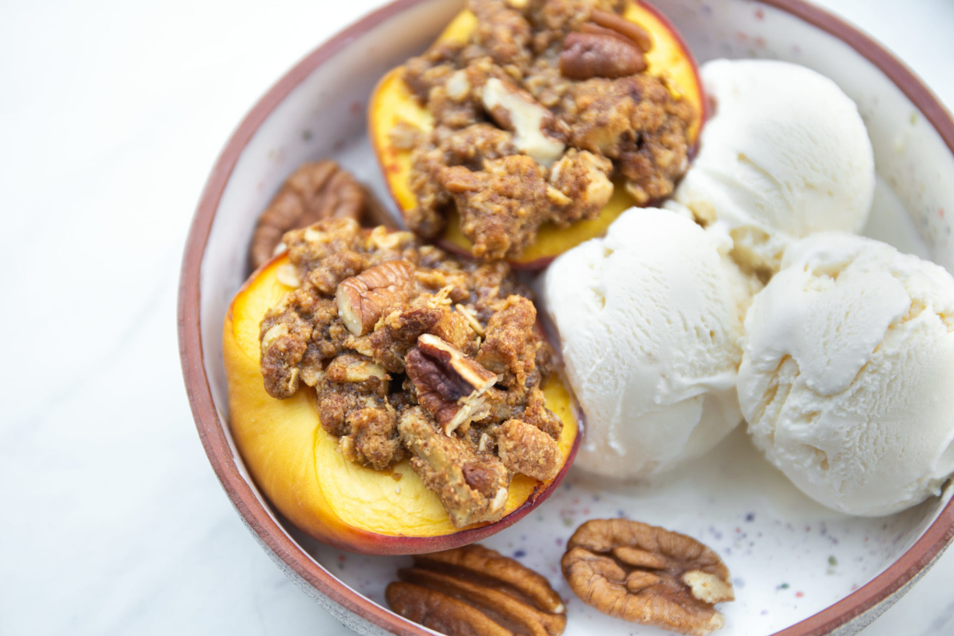 Pecan Peach Crumble | American Pecan Promotion Board