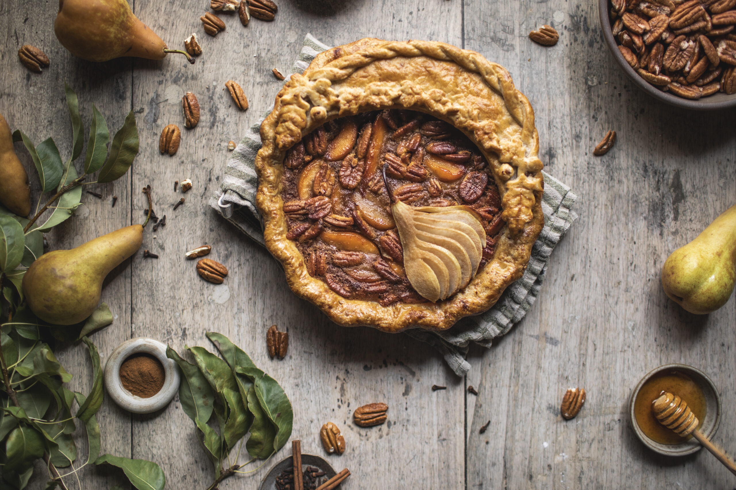 Caramelized Pear And Pecan Pie American Pecan Promotion Board 